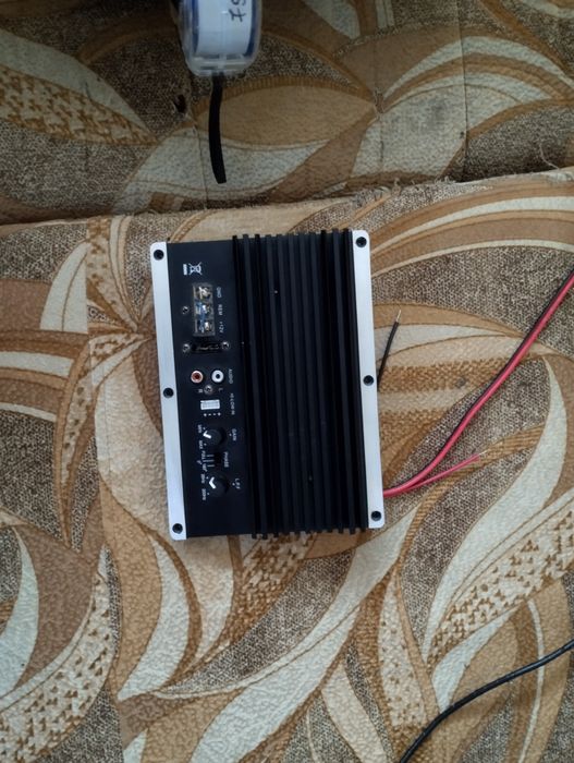 Продам усилок и калонку