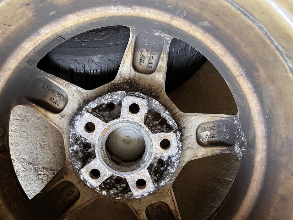 Jante Vw , Audi , Mercedes 15 inch’ + anvel iarna 195/65/15 , Michelin