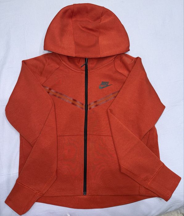 Nike Tech Fleece дамски комплект – червен