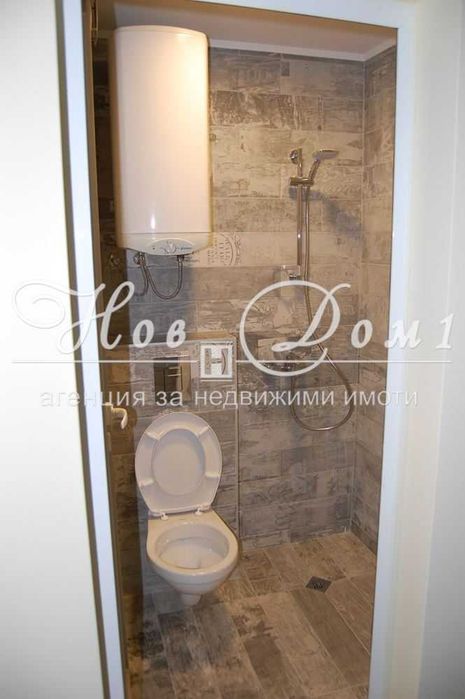 Дава се под наем Магазин в Варна, Център - 40 кв.м за 657.9 € - Снимка #2