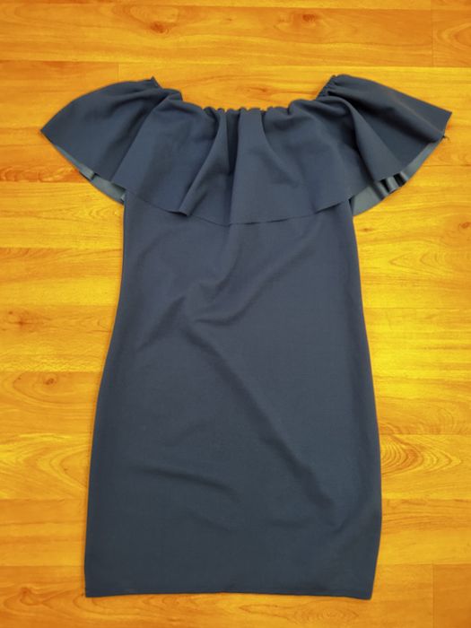 Кралско синя рокля