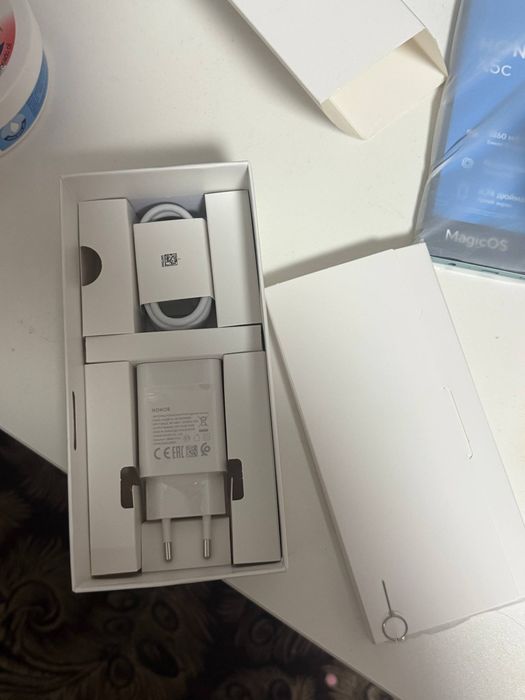 Продается телефон HONOR X5c новый