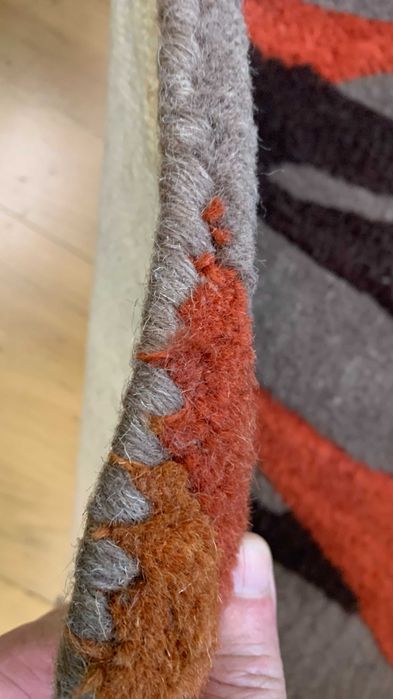 vând covor din lâna - 2x3 metri