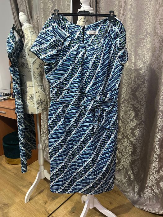 Rochie albastră deosebită