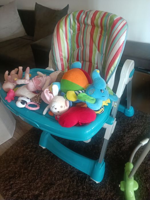 Стол за хранене бебе