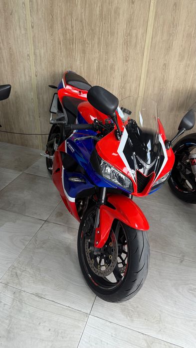 Honda CBR600RR 2012 год