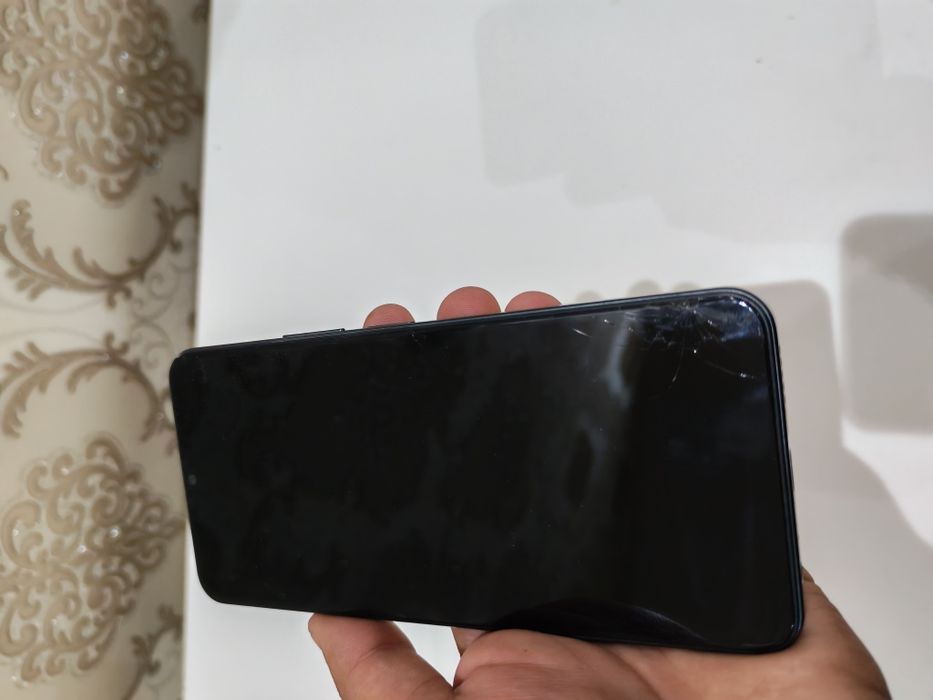 Sotladi vivo y17s