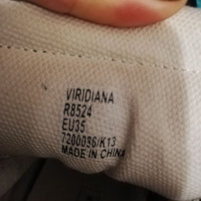 Vând ghete Calvin Klein Jeans, nr 35