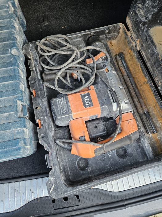 Vand cican rotopercutor profesional AEG