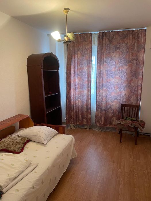 Apartament 3 camere, str. Petroliștilor, etaj 3