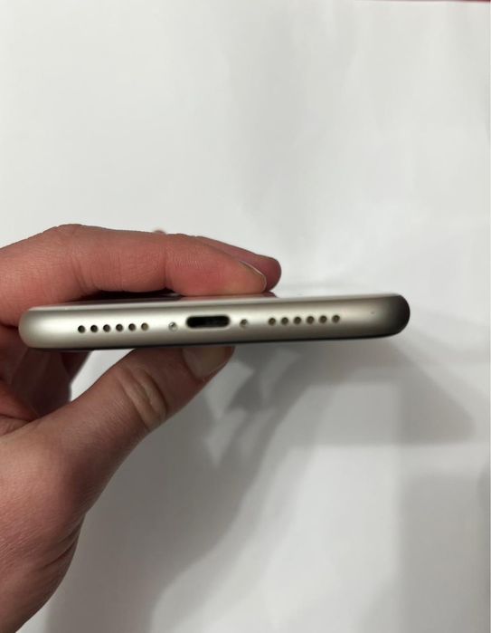 iphone 11 б/у 85%