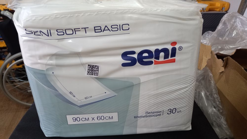 Пеленки впитывающие Seni. 90 на 60 см. Новые 30 шт.в упаковке.