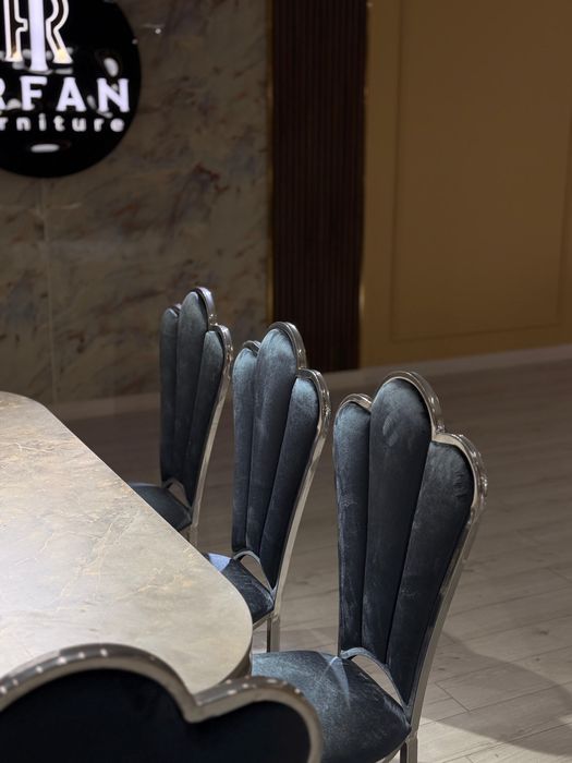 Элитный обеденный стол с комплектом стульев!!!