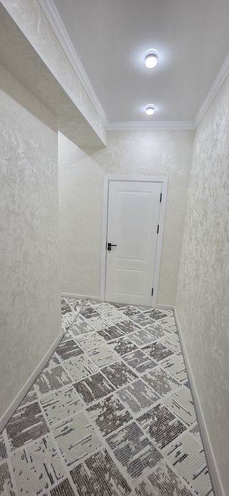 Tinchlik plaza oldida 2 xona qilingan