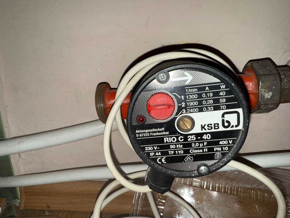 Помпа циркулационна за климатични системи.