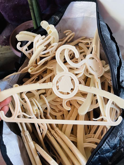 Вешалки детские