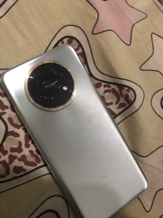 Смарфон Huawei nova Y91