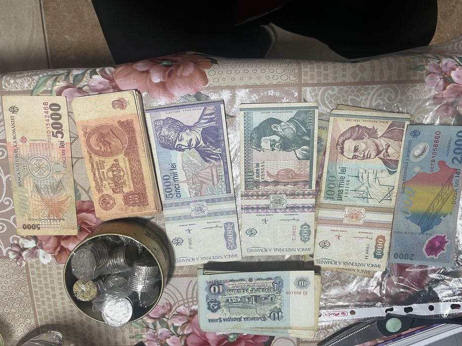 Monede si bancnote vechi