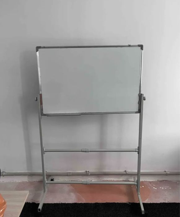 Продам маркерную доску недорого