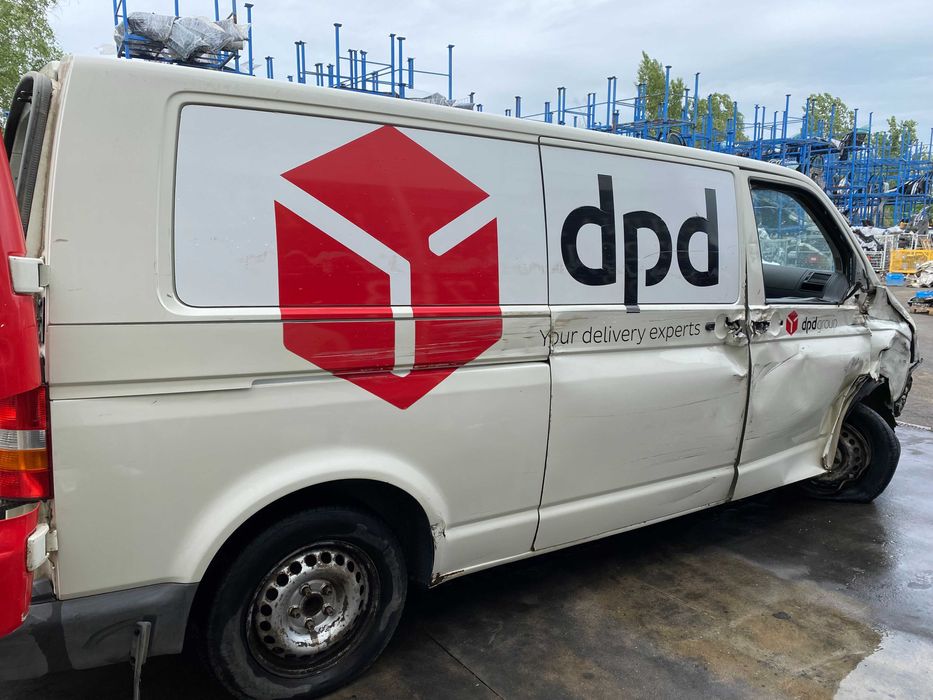 dezmembrez vw T5 1.9tdi/far vw t5/trager vw t5/usi t5/usa culisanta t5