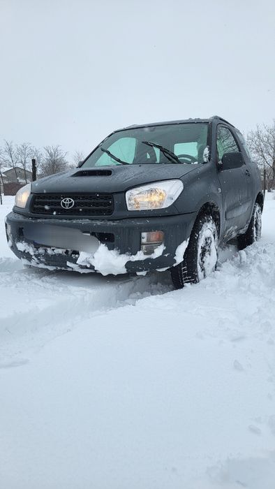Vând Toyota rav 4 2.0 diesel