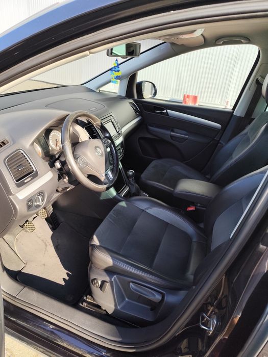 VOLKSWAGEN Sharan 2011 — imagine 4