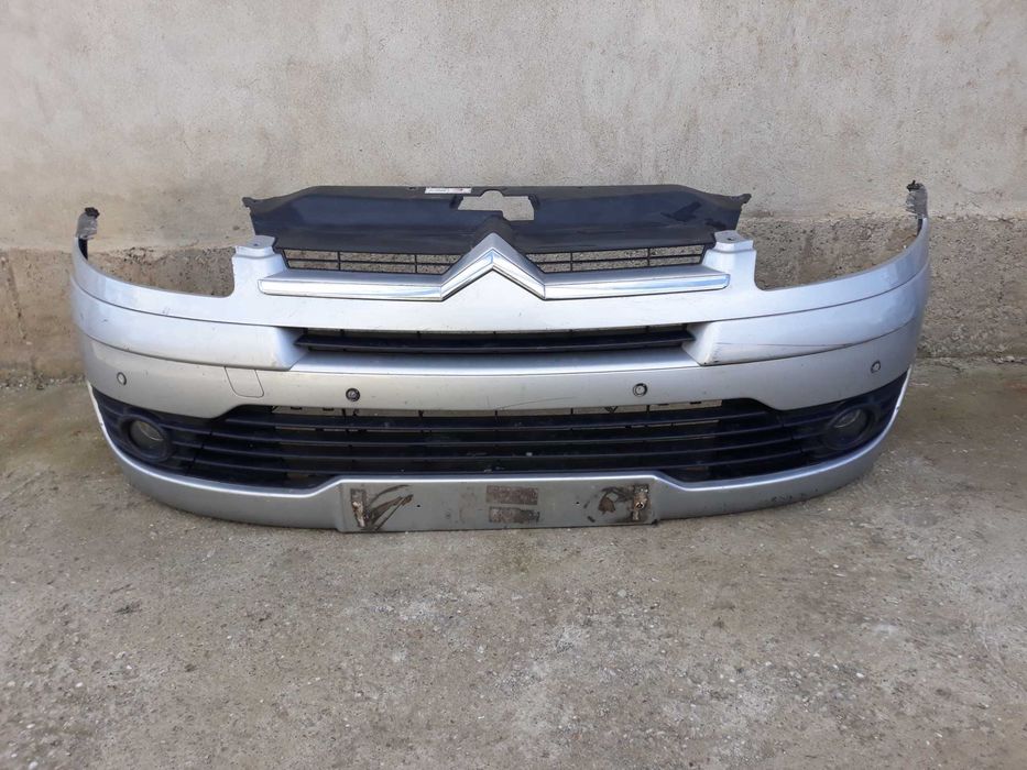 предна броня за ситроен ц4 с маска халогени решетка CITROEN C4