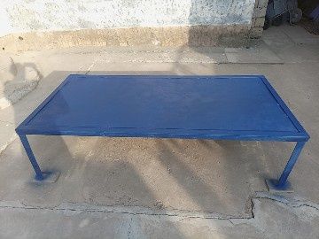 Кровать + стол .