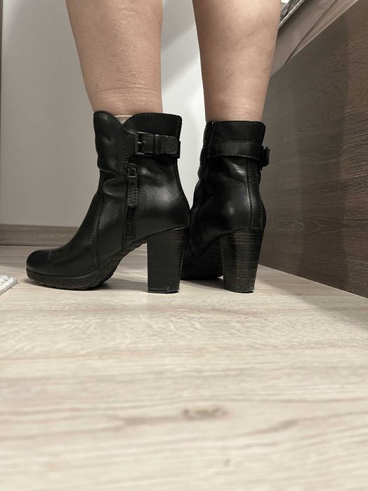 Дамски боти от естествена кожа