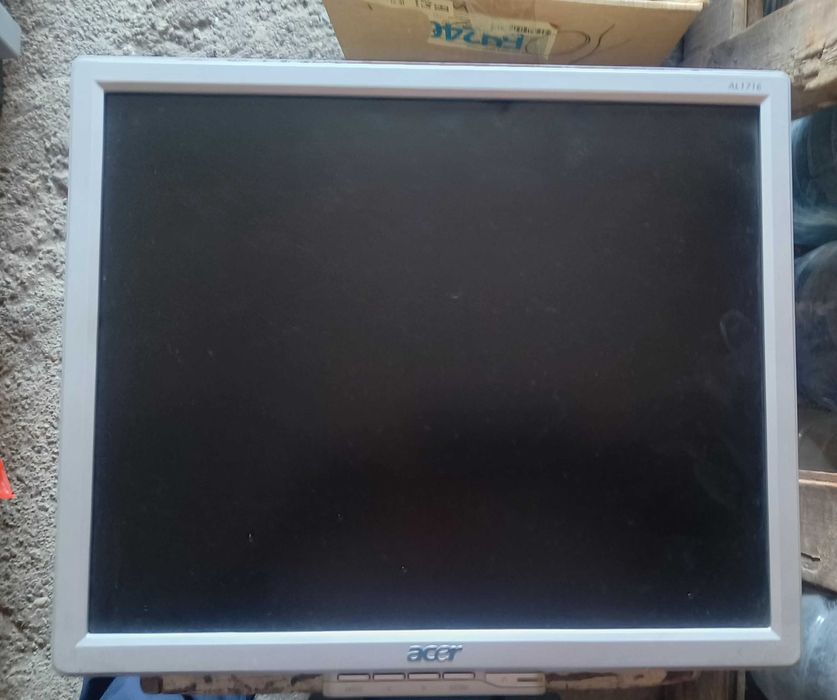 Мониторы ЖК диагональ 17"