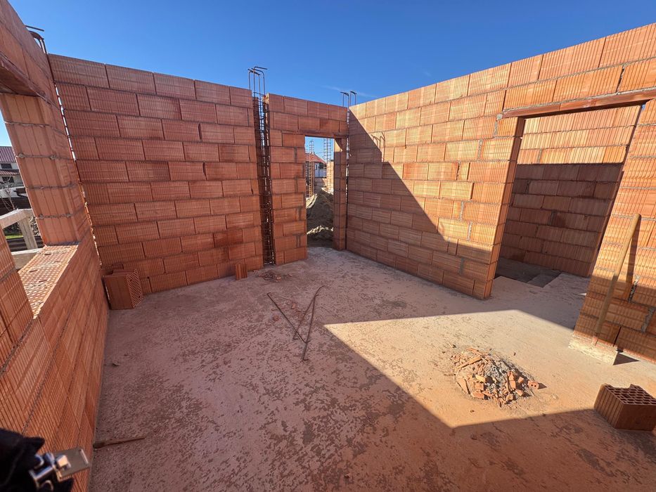 Propietar vand duplex