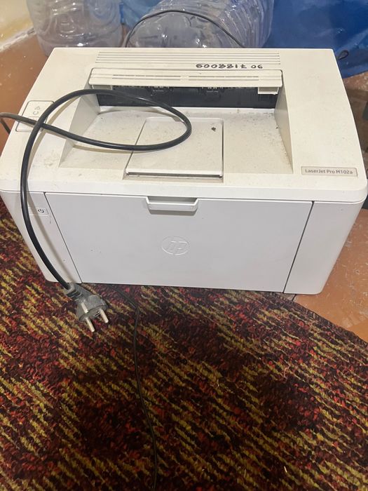 Kampyuter ishlab turgan,hammasi qoʻshib beriladi manitor sal eskiroq