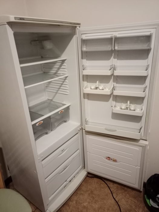 Продам холодильник рабочий Атлант