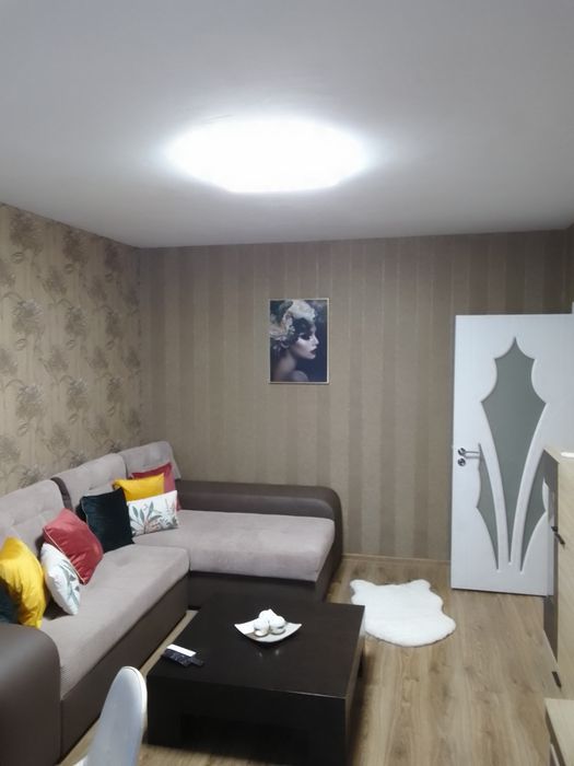 Продава 2 стаен апартамент в София кв Дружба 1 до парк с езеро