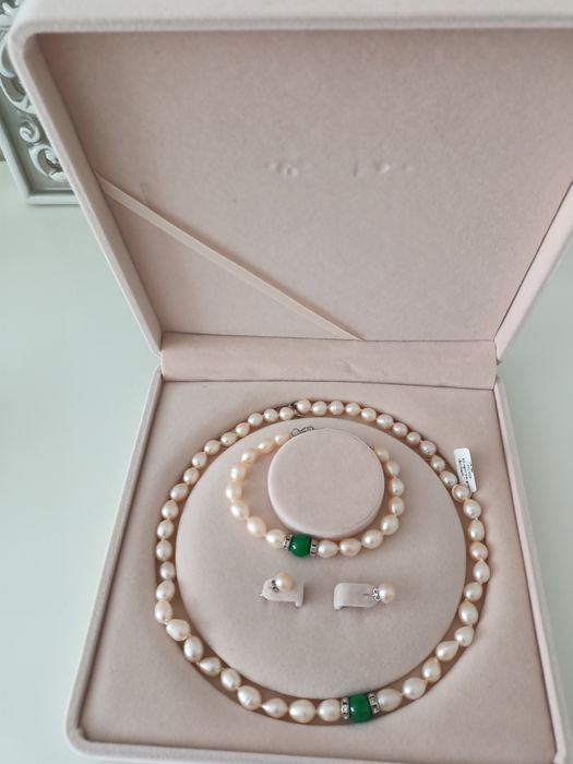 Ожерелье жемчуг новый