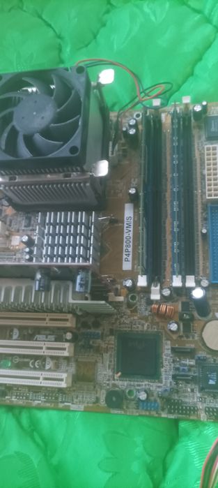 Дъно за компютър с процесор pentium  4