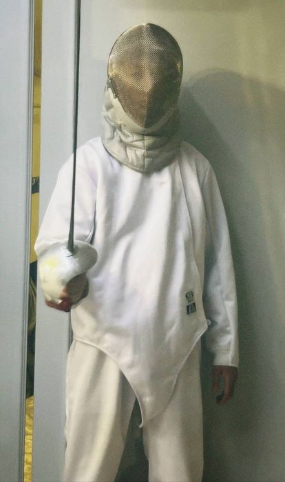 Продается комплект фехтовальщика