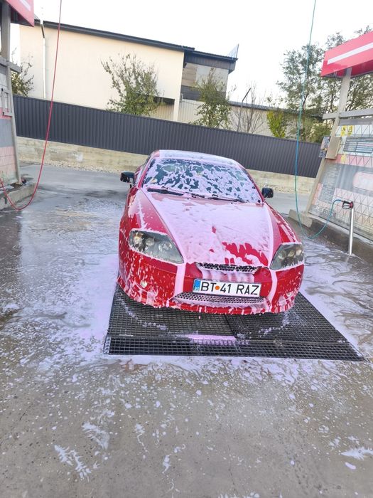 Vând /schimb Hyundai coupe gk 2005 2.0 benzina