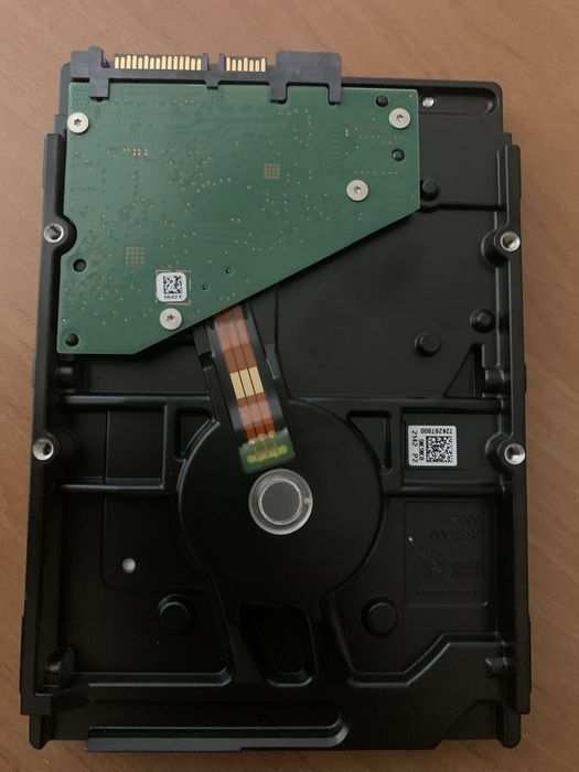 Жеткий диск 1 тб