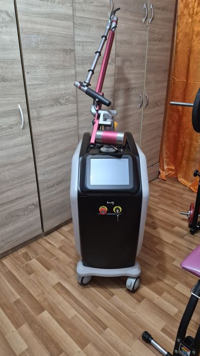 Aparat de scos tatuaje