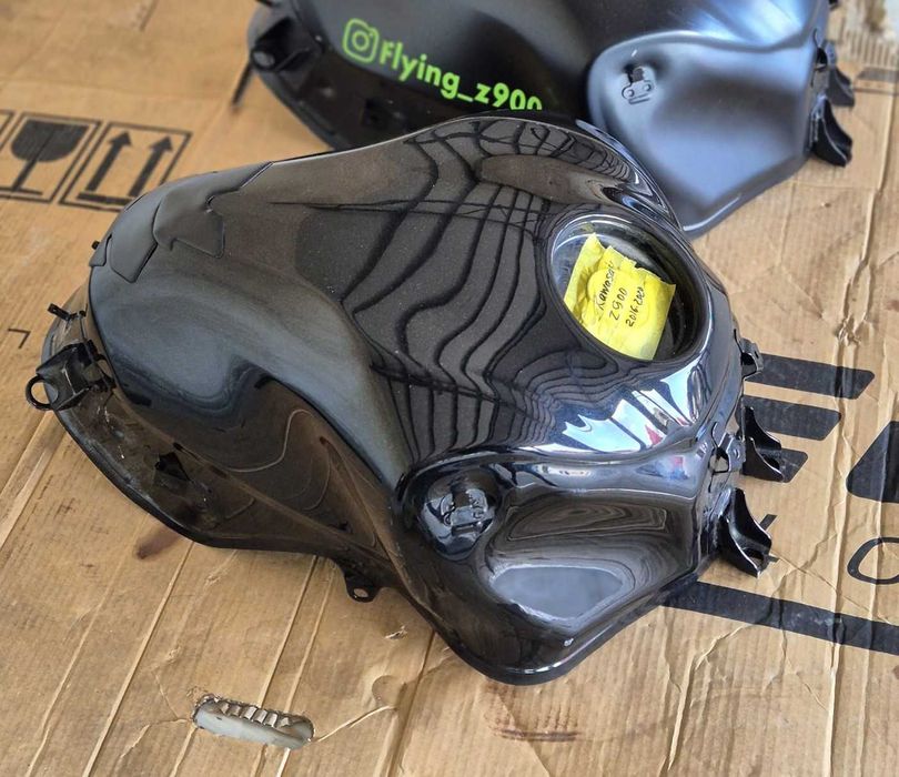 Резервоар за Kawasaki Z1000, Z900, Z650, MT-09, MV Agusta джанта ZX125