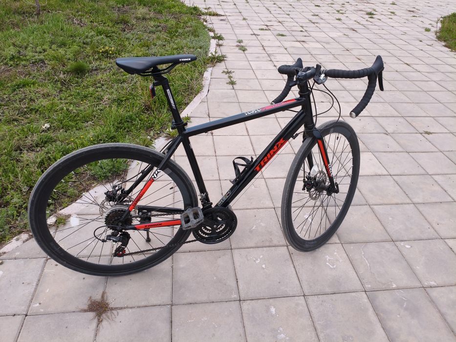 Шоссейный велосипед Trinx Tempo 1.1