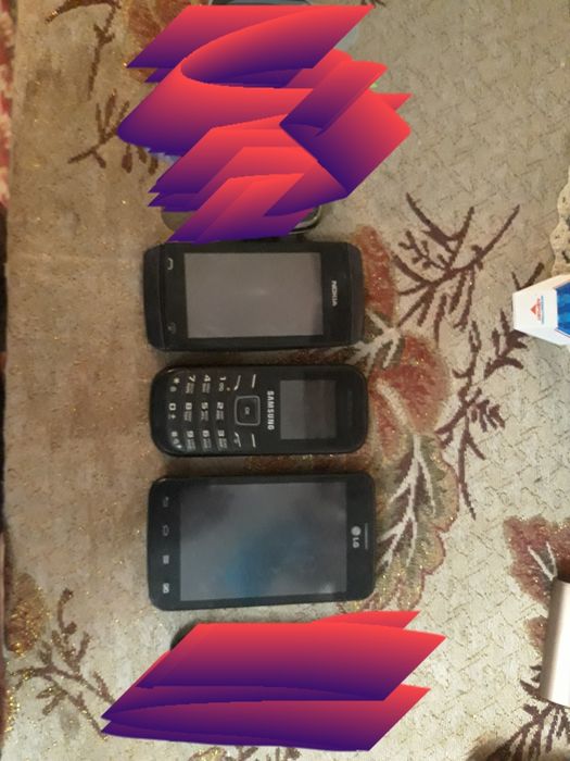 Продам телефоны на запчасти