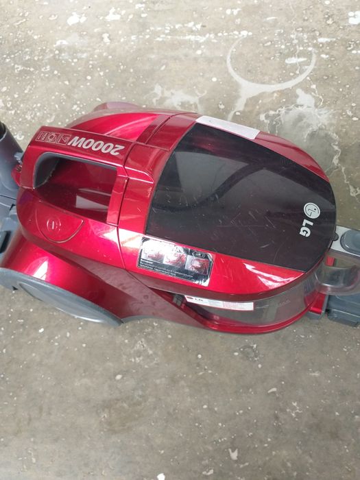 Продаю пылесос LD в отличном состоянии