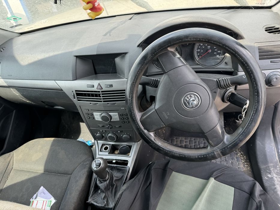 Opel Astra H 1.3 CDTI опел астра х на части.
