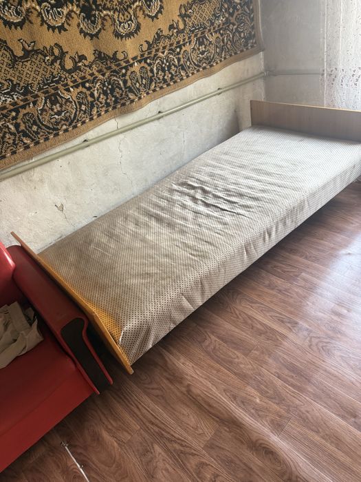 Стол камод шкаф тумба кровать