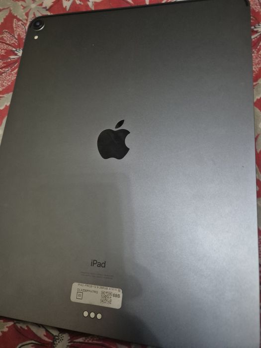 Apple iPad PRO 12.9 3 pokolenya 256GB LLa