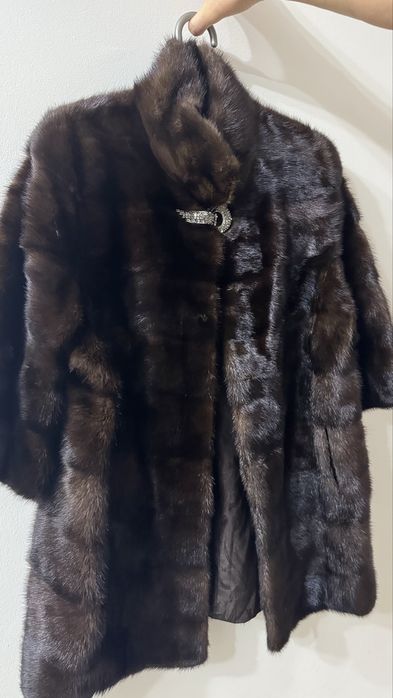 Продам норковую шубу