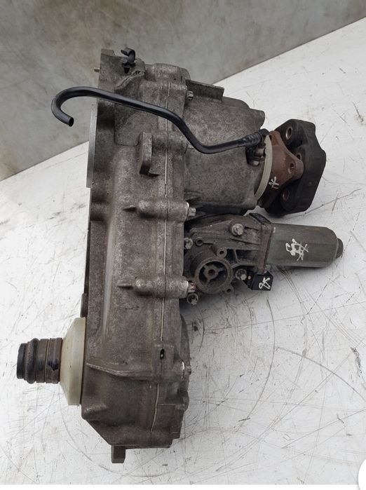 Раздатка ATC700 от бмв Х5 Е70 3d 235к.с