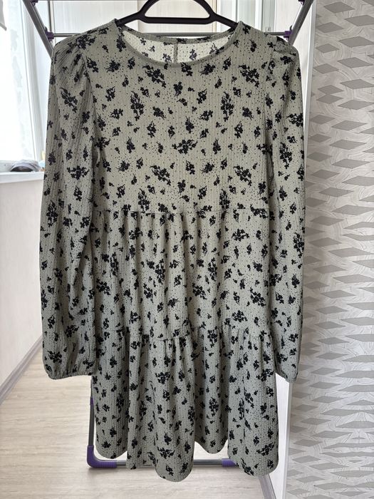 Продам платья  хорошего качества